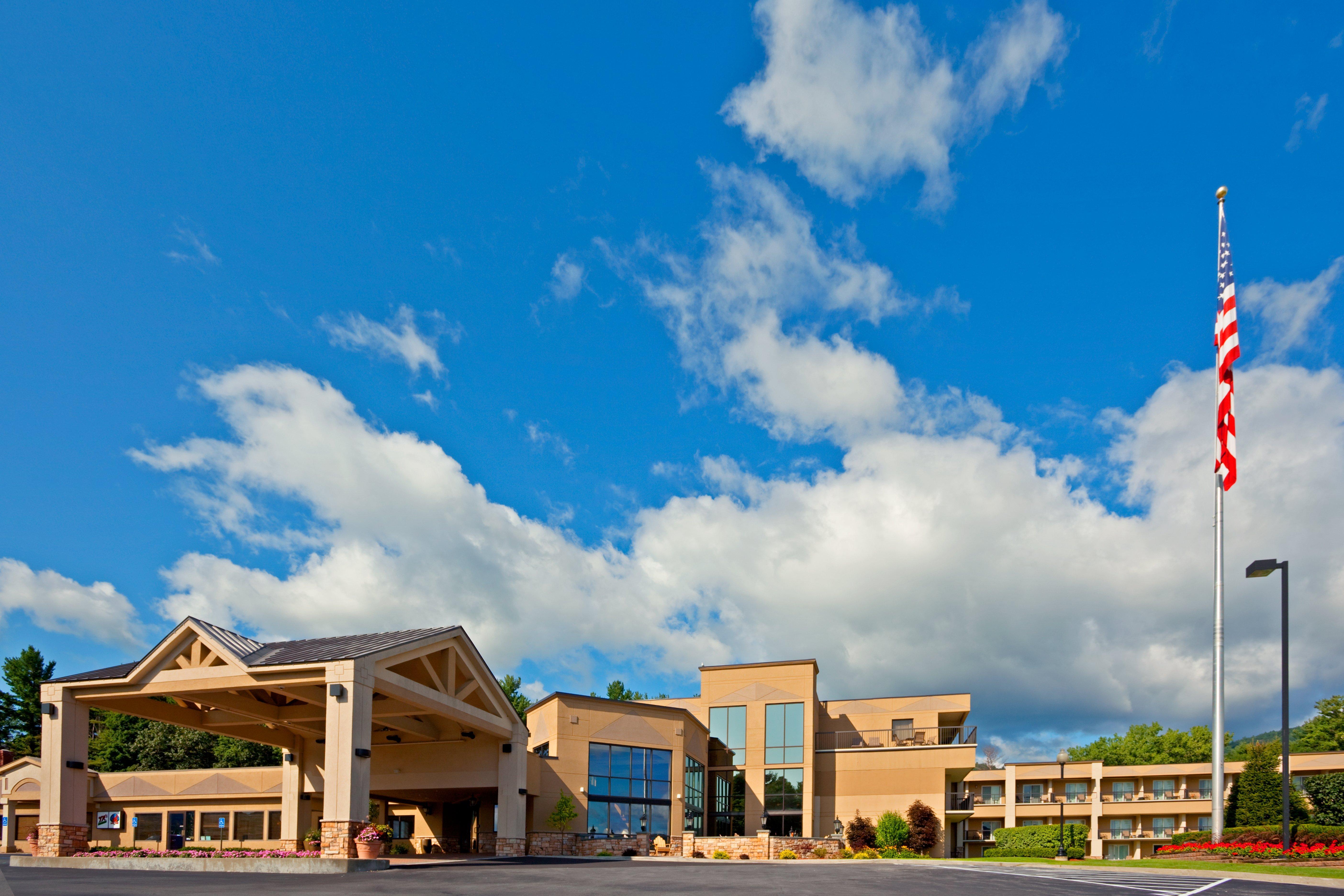 Holiday Inn Resort Lake George, An Ihg Hotel Exterior foto